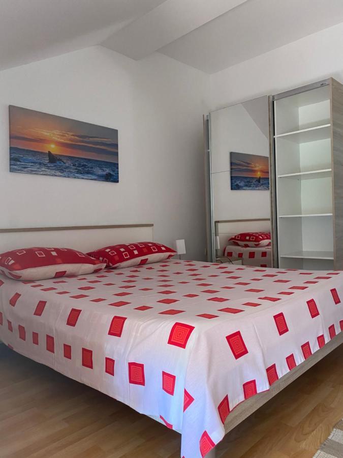 Apartment Nina *
